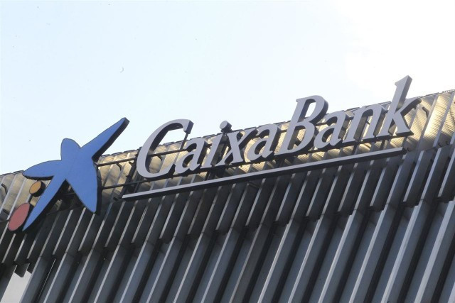 Caixabank5 2 1