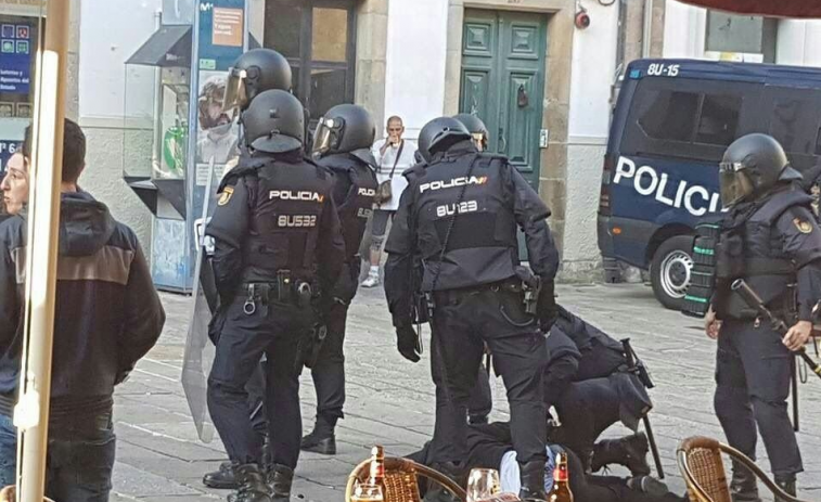 Vuelven a okupar la casa de Santiago que fue desalojada en medio de una fuerte polémica