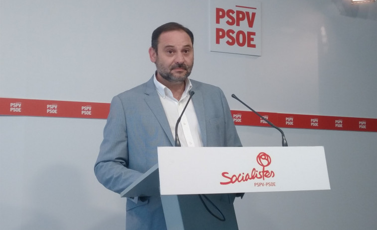 El PSOE comparte los motivos de la moción a Rajoy pero no apoyará a Iglesias