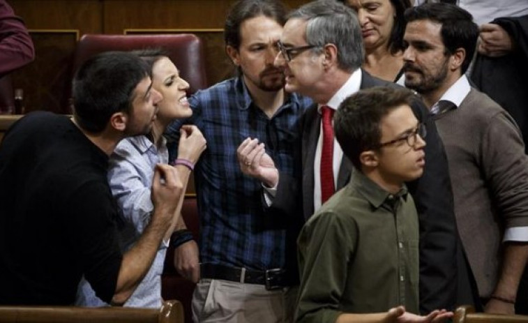 Una bronca entre Podemos y Ciudadanos, premio Imagen del Parlamento de 2017