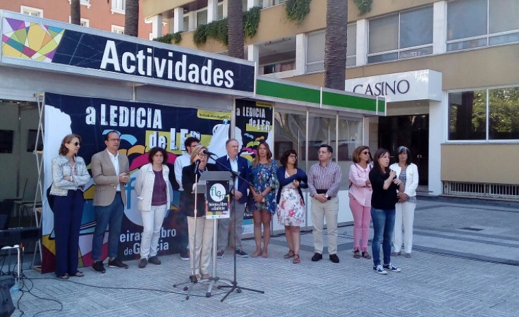 La Feria del Libro de A Coruña abre sus puertas con un centenar de actividades