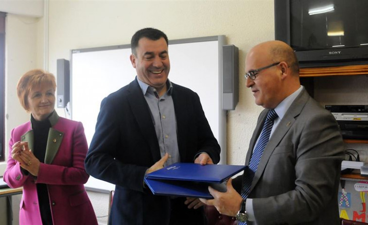 Xunta y Diputación de Ourense invertirán 848.000 euros en 46 colegios