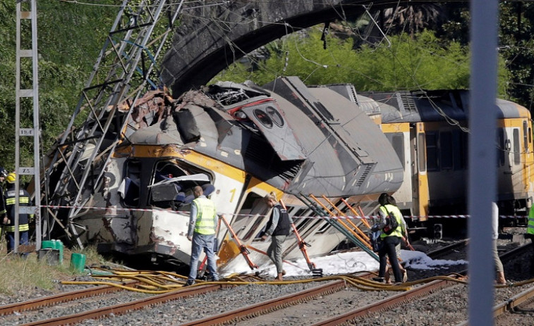 O Porriño recuerda un año después a las víctimas del accidente ferroviario