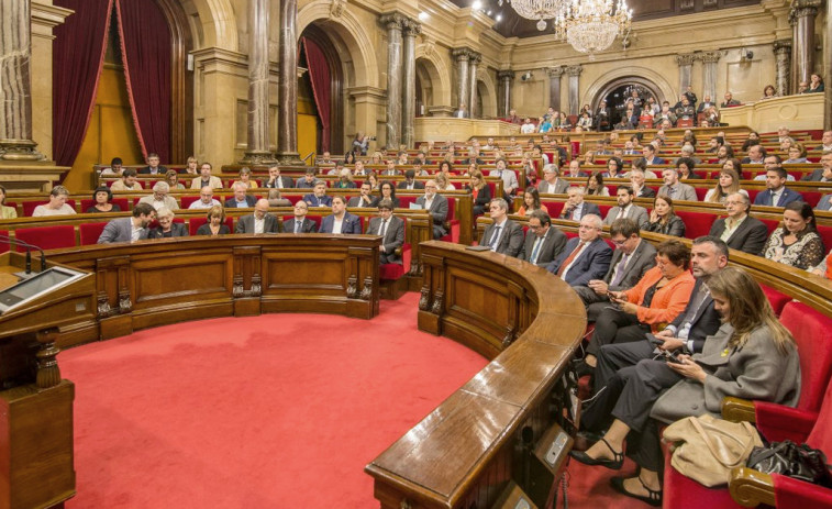 Los independentistas proponen que el Govern y no el Parlament active la independencia