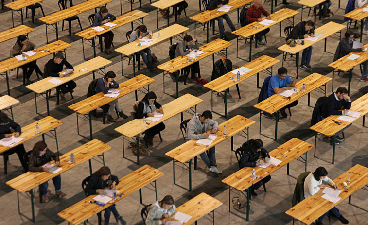 La Xunta deja sin cubrir casi 1 de cada 5 plazas de las oposiciones de Educación