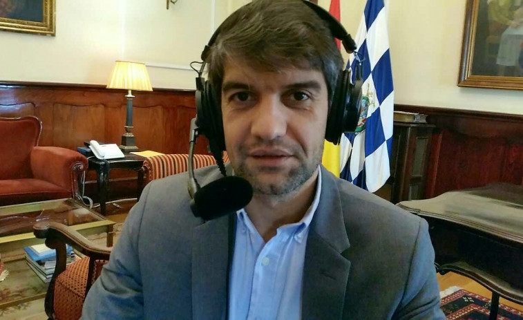 El alcalde de Ferrol duda si presentarse y critica a Cerna y Sestayo
