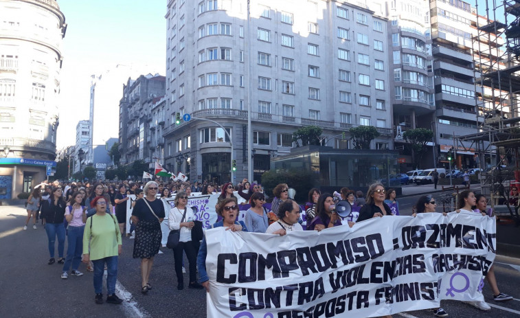 Las gallegas salen a la calle para exigir inversión contra el machismo