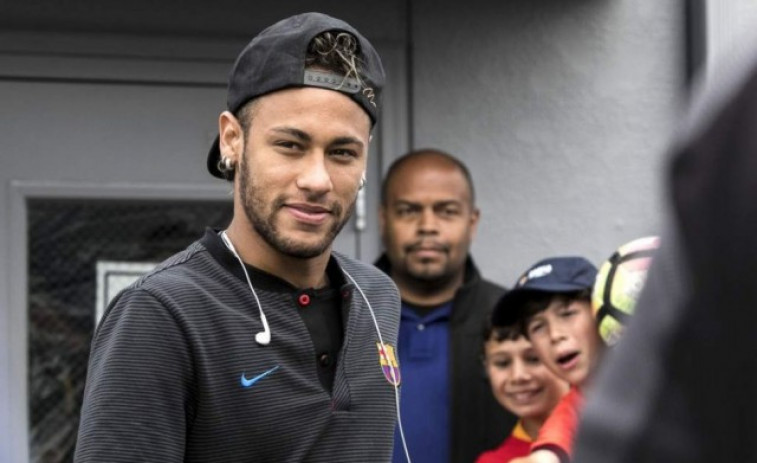 Neymar ofrece no llevar al Barcelona a juizo si lo ficha, pero no hay acuerdo