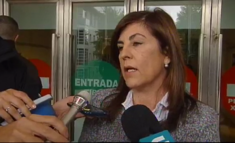 Gloria Lago (Hablamos Español) indica que la política lingüística de Rueda es casi igual a la del BNG