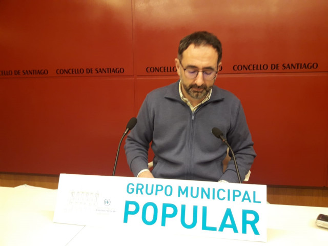 El concejal del PP, Alejandro Sánchez-Brunete, en rueda de prensa en el Ayuntami