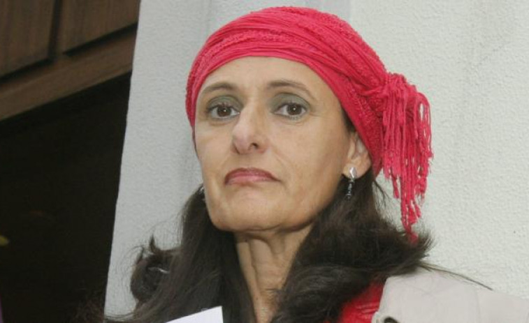 A viguesa Beatriz Figueroa reclama á Defensora do Pobo maior protección para pacientes oncolóxicos