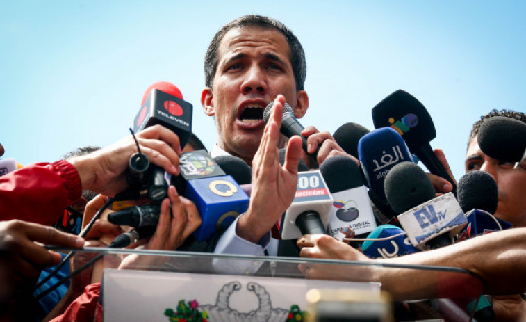 ​Guaidó mantiene el pulso contra Maduro