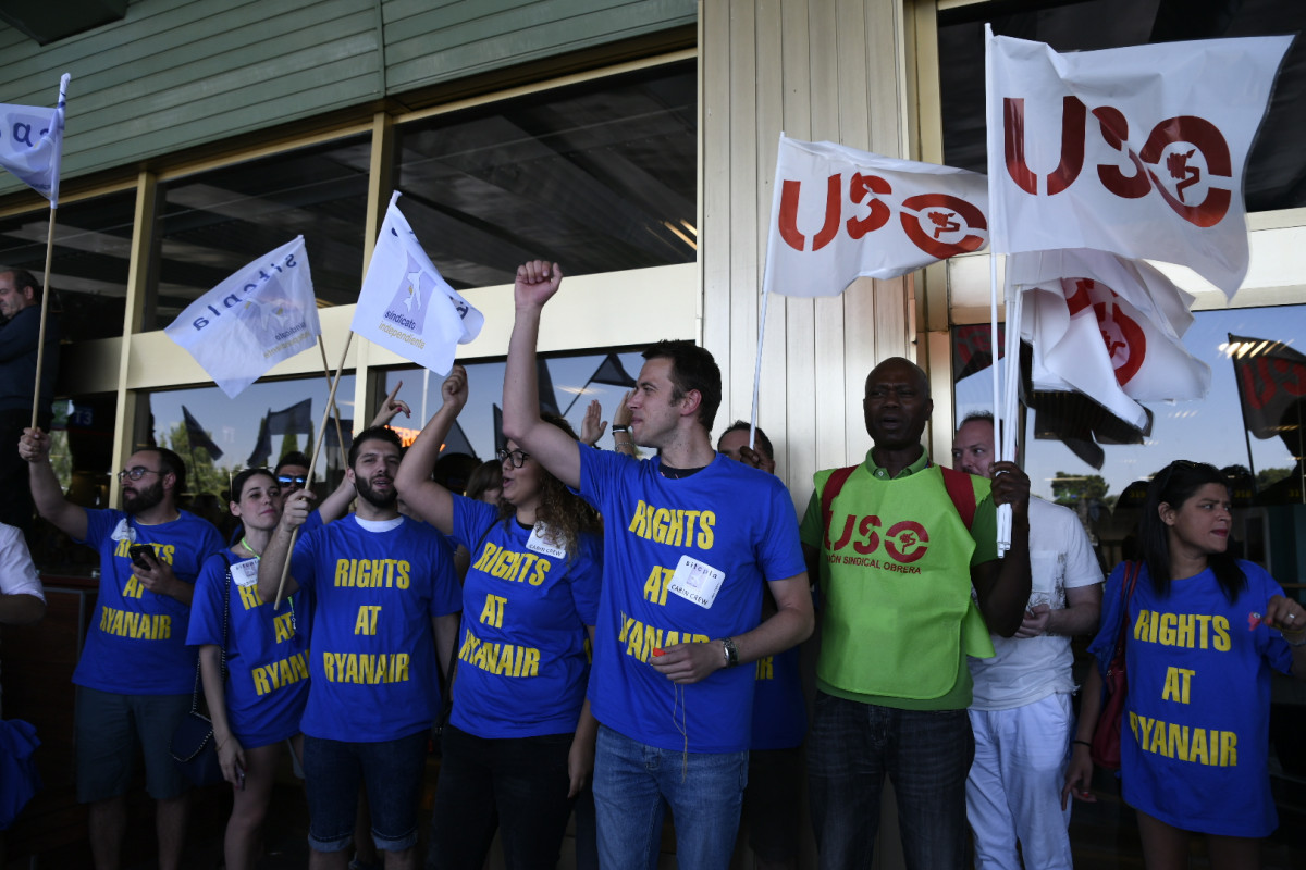 Trabajadoes de Ryanair protestan en eMadrid-Barajas Adolfo Suárez durante la huelga de finales de julio de 2018