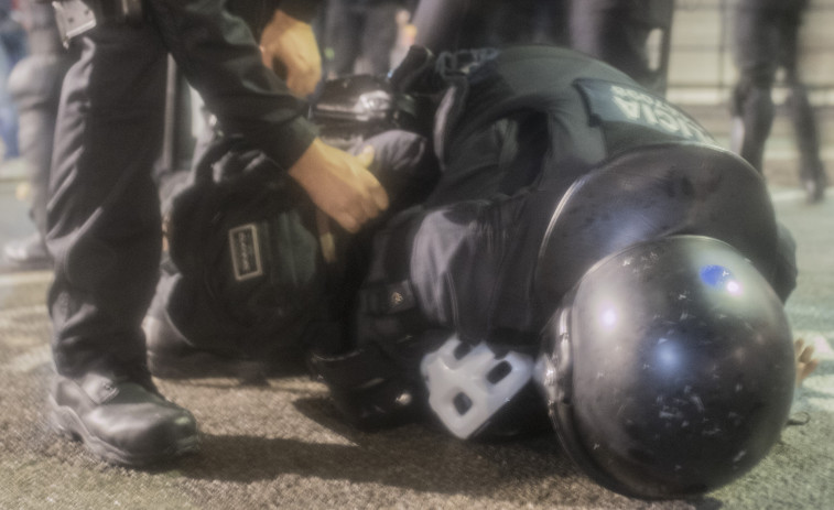 Siguen los incidentes con más de 50 detenidos en Cataluña y el Gobierno alerta de una 