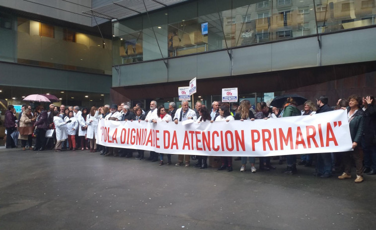 El SERGAS tendrá más difícil cubrir plazas precarias: los médicos de familia de Vigo no formarán nuevos MIR