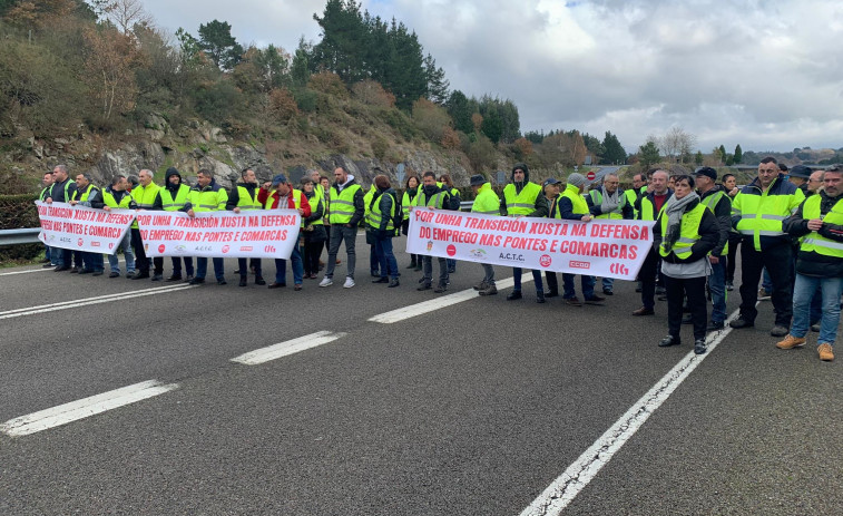 El encierro de los transportistas del carbón en As Pontes termina después de más de 100 días