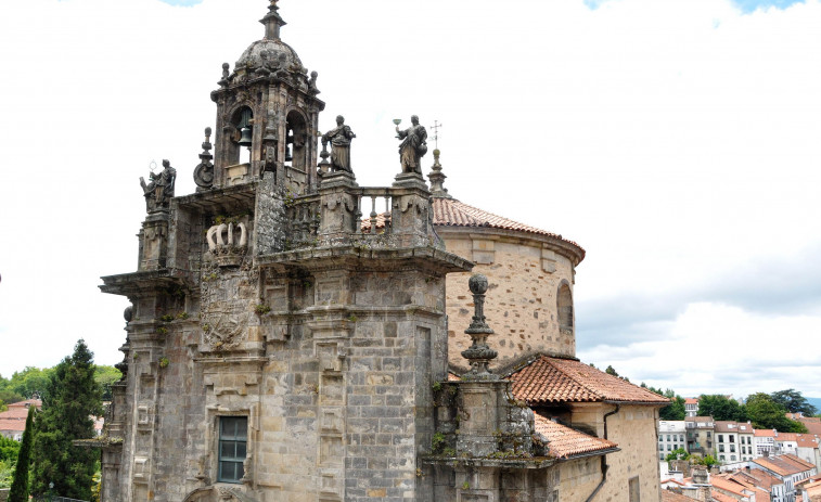 Se puede ir a la iglesia porque no está expresamente prohibido, razona un juez