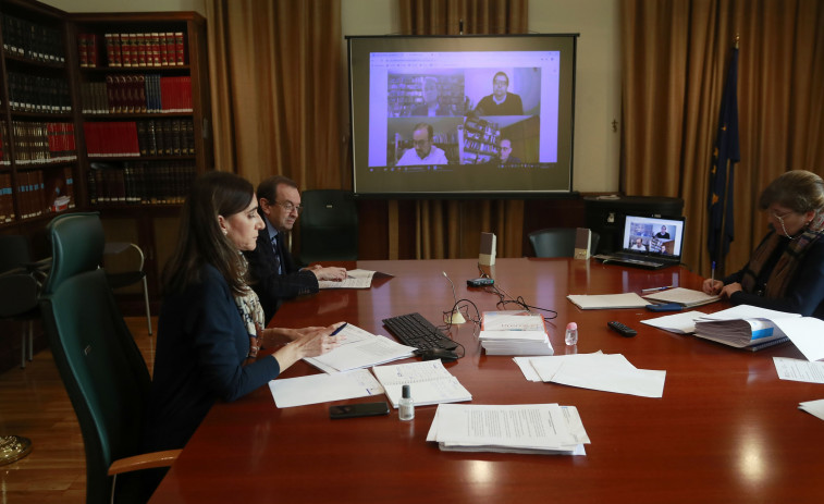 No habrá más clases presenciales en las universidades gallegas este curso, pero queda en suspenso los exámenes