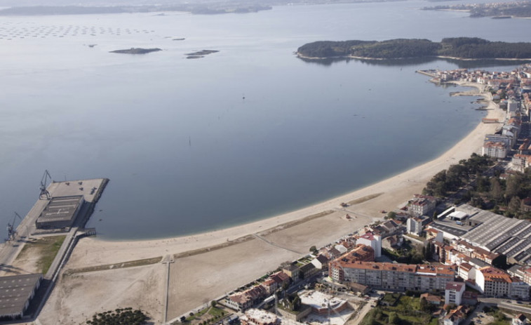 Vilagarcía reabre la playa de Compostela una semana después recuperada de la 