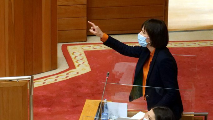 Ana Pontu00f3n en el Parlamento de Galicia