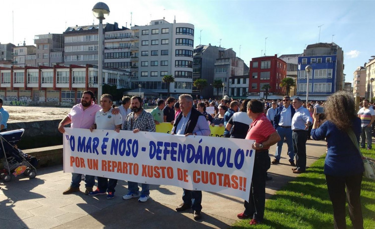Os mariñeiros do Cerco galego piden unha repartición “xusta” das cotas de peixe