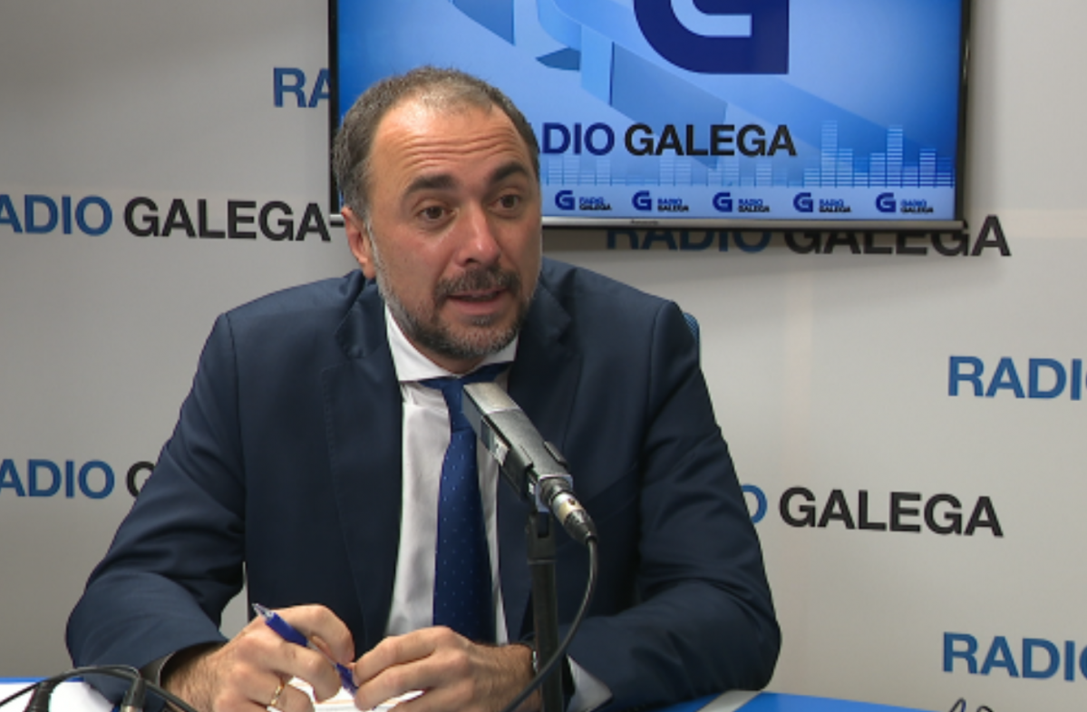 El conselleiro este domingo en la Radio Galega