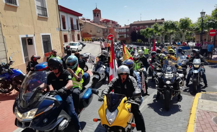 Los motoristas se manifiestan este domingo en Vigo por su seguridad y las 