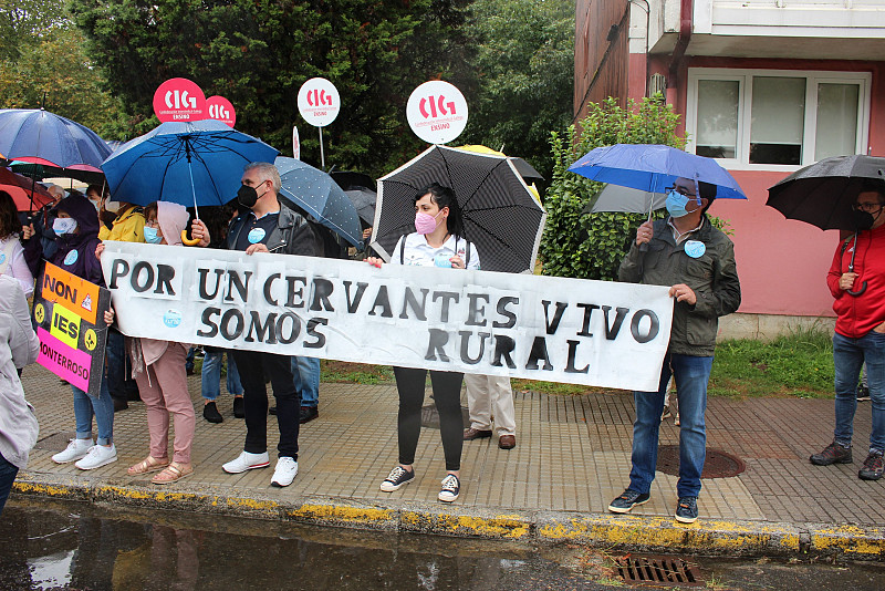 Protesta contra la reducción de profesores en una foto de CIG Ensino