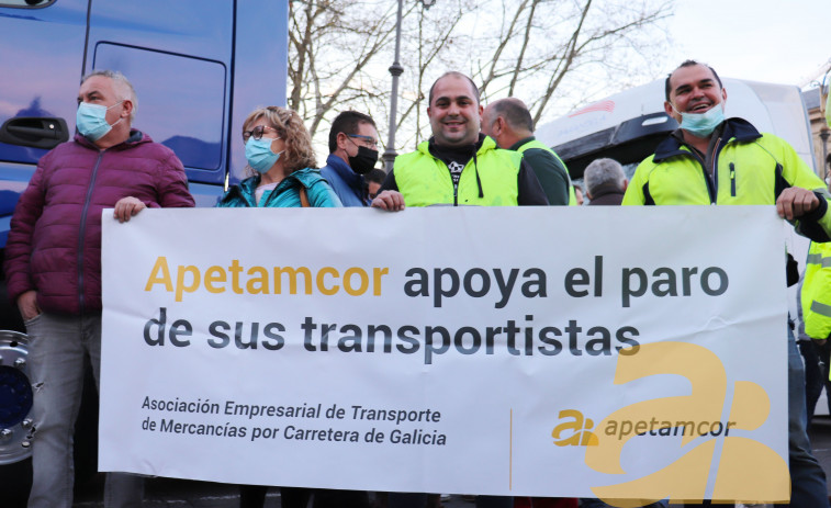 Apetamcor, asociación que apoyó el paro en el transporte, reclama ayudas para el sector a las diputaciones gallegas