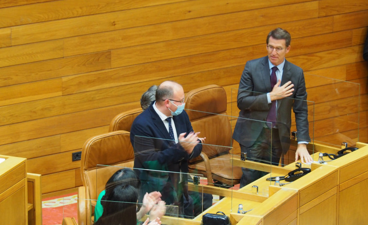 El Parlamento elige a Feijóo senador por Galicia pese a que el político dijo que se está censando en Madrid