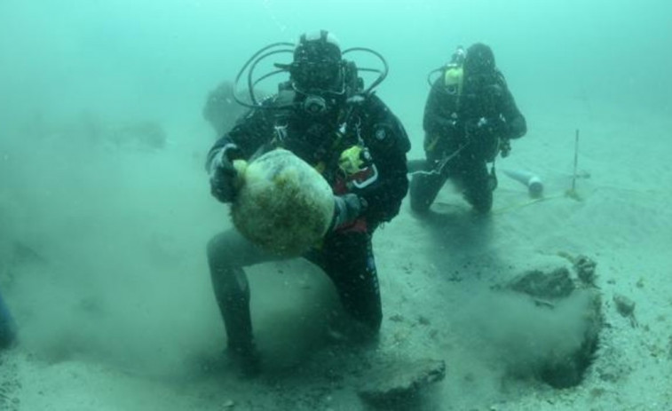 Se reanuda la busca de más tesoros del galeón San Giacomo di Galizia hundido en la Ría de Ribadeo