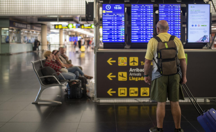 Dos vuelos en Lavacolla, uno dirección Madrid y otro desde la capital, cancelados por la huelga de Ryanair