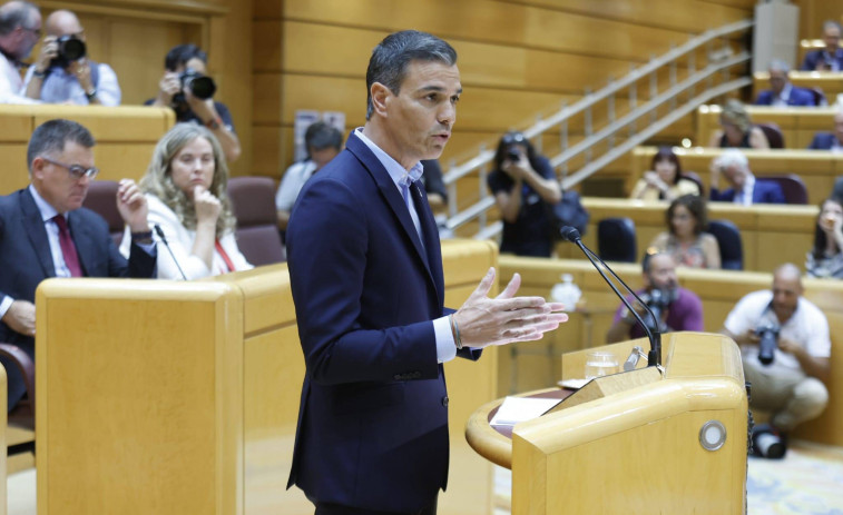 Cara a cara entre Sánchez y Feijóo: uno tiene el favor de Europa; el otro el de las encuestas