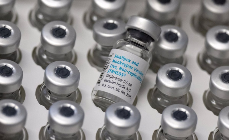 Europa se pone en guardia contra la viruela del mono al adquirir 170.000 vacunas más, disponibles 