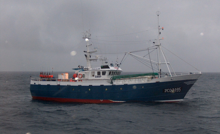 El veto de la Comisión Europea a la pesca de fondo sobre 87 zonas de pesca hermana a toda la política gallega