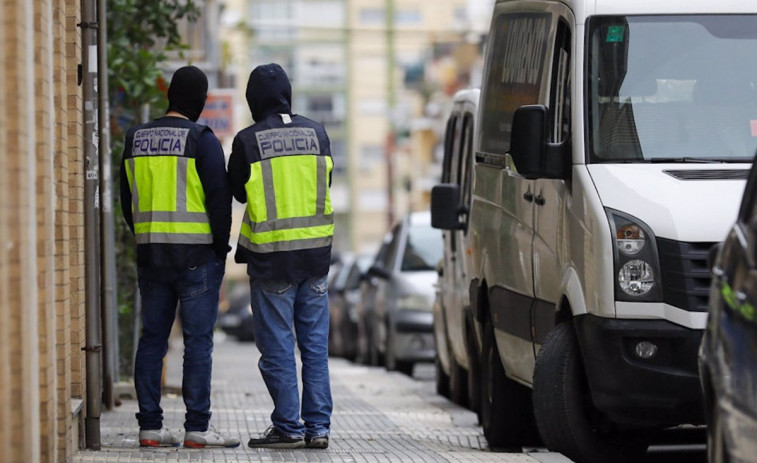 No se acaban las redadas y detenciones en un gran operativo antidroga en O Salnés y que afecta a 