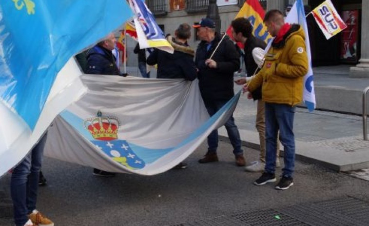 Policías y Guardias Civiles gallegos se manifiestan en Madrid por una jubilación en igualdad de condiciones