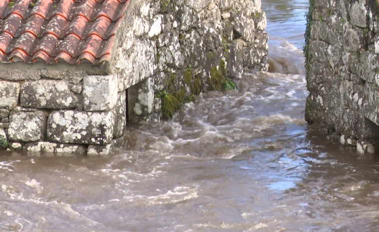 Alertas en casi toda Galicia por temporal e inundaciones que no remitirán por lo menos hasta el domingo