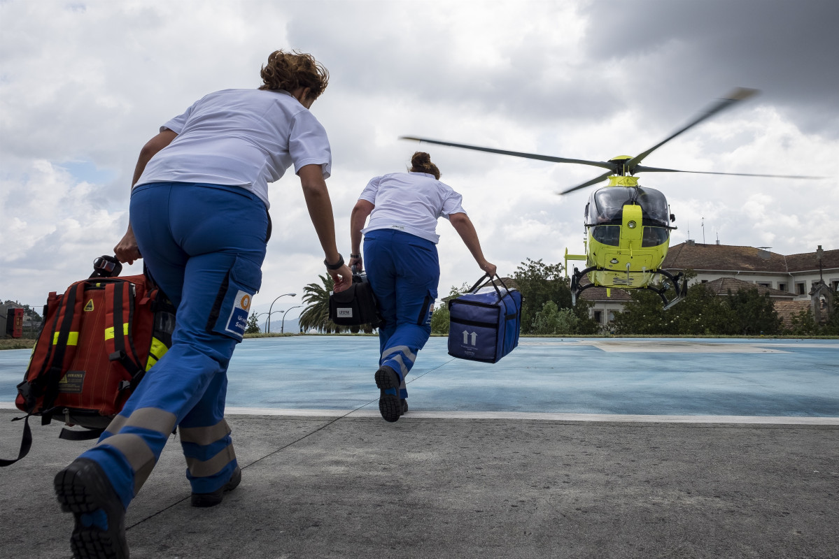 Archivo - Atención del 061 en Galicia, urgencias sanitarias, helicóptero
