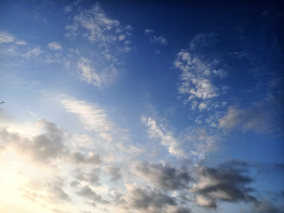Archivo - Nubes en el cielo