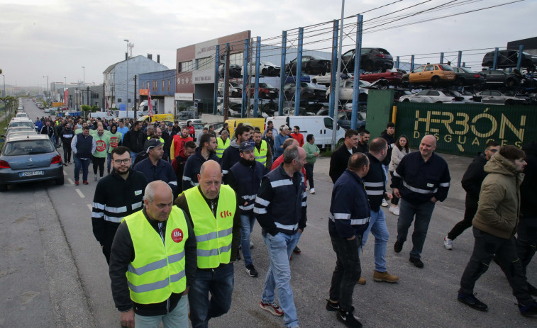 (VÍDEOS) Seguimiento multitudinario en la cuarta jornada de protestas de los trabajadores del metal en Lugo