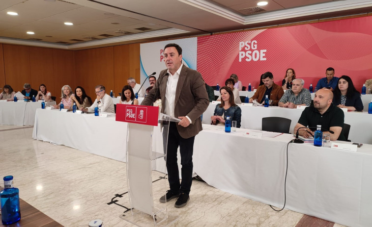 La dirección del PSdeG es partidaria de no entrar en el gobierno de Santiago, aunque garantiza el apoyo a proyectos