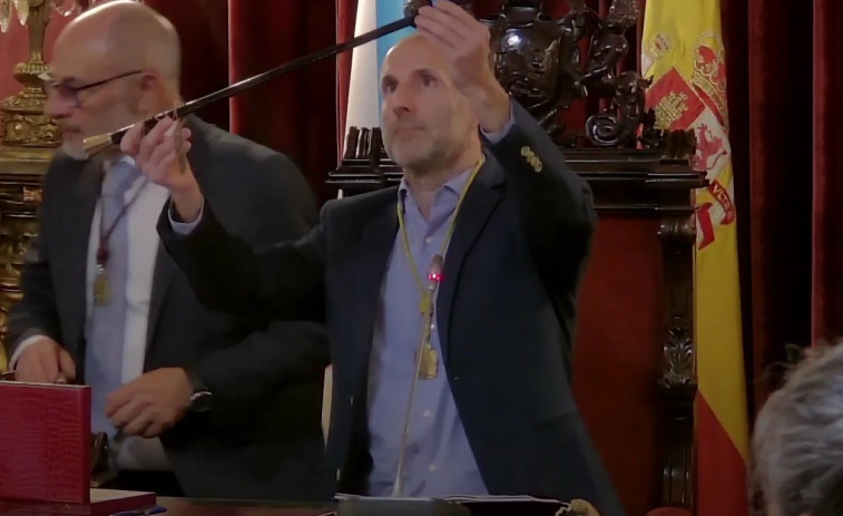 Gonzalo Pérez Jácome es investido de nuevo alcalde de Ourense