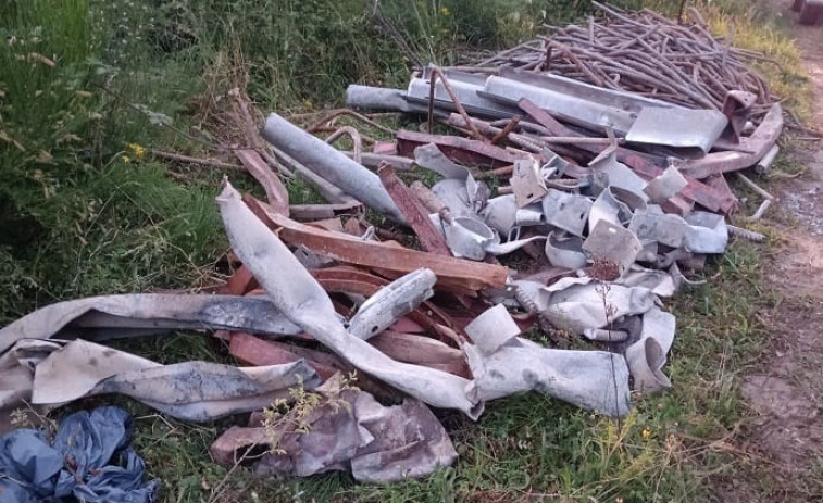Investigan a un obrero del viaducto desplomado de la A-6 que robó 61 toneladas de restos metálicos