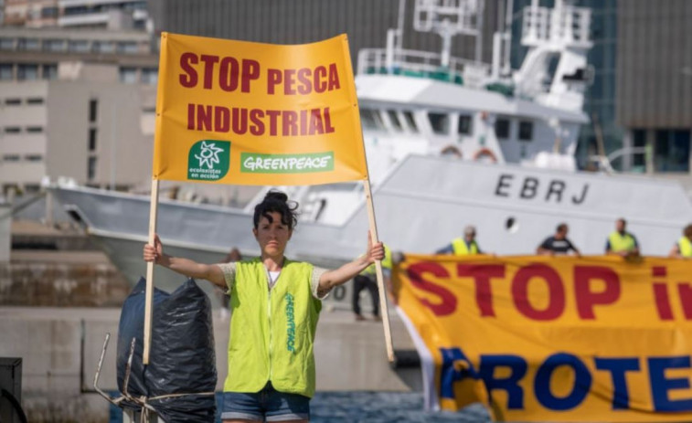 Cumbre de pesca en Vigo: ecologistas reclaman apostar por la bajura y la UE por mejor tecnología
