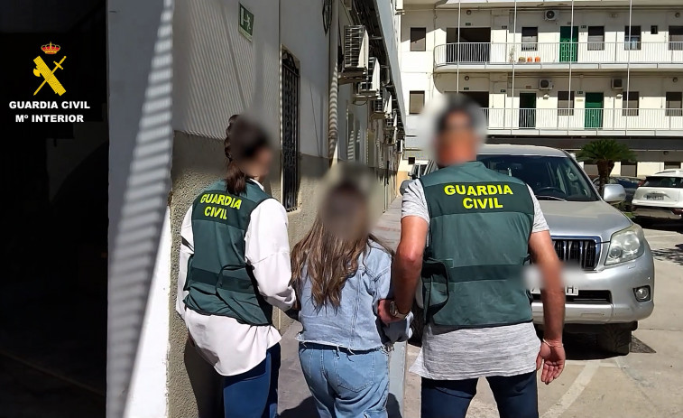 Cinco detenidos en A Coruña y Valencia que integraban una banda dedicada a la 'sextorsión'