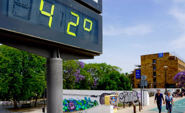 El calor extremo se instala en Ourense este martes con una alerta naranja por temperatura por encima de los 40ºC