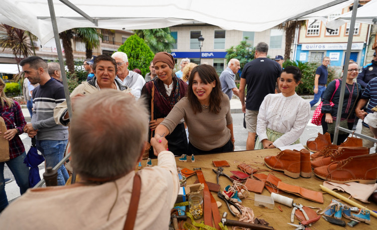 Ponteareas celebra la Feira Tradicional dos Remedios con artesanía, alimentación y oficios tradicionales gallegos