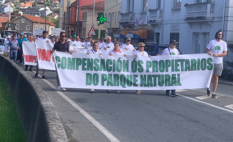 Nueva protesta contra la Xunta de los propietarios de terrenos situados en As Fragas do Eume