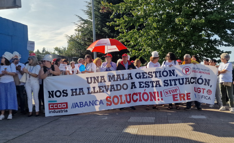 Protesta de los empleados de Pescanova ante Conxemar por el ERE que amenaza 82 empleos